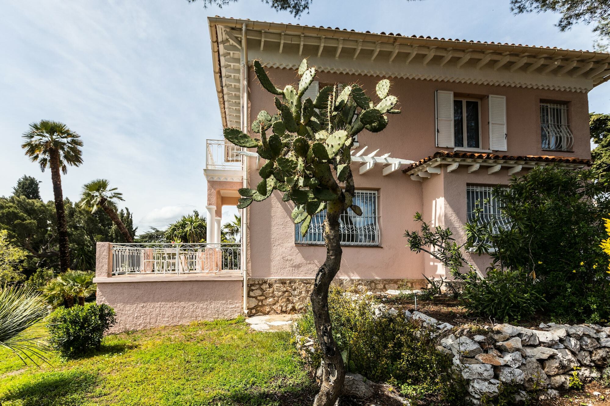 Wonderful Villa With Panoramic Sea View Villefranche-sur-Mer Exterior photo